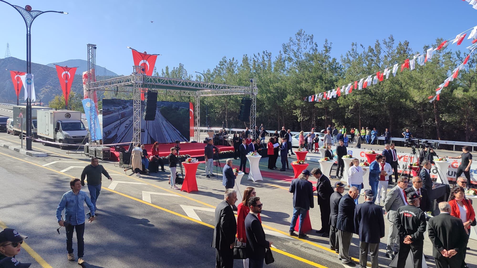 Dev Devasa Balon Kemeri Uygulaması